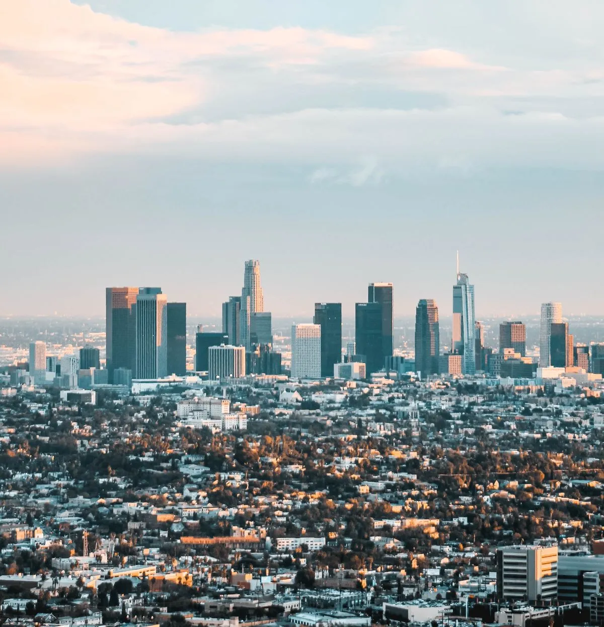 The Registry : MetLife Sells 152-Unit LA Apartment Tower at 717 W Olympic for $69MM