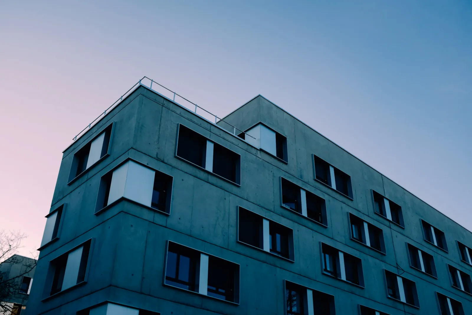 The Registry SF: APW Avenue Group Acquires 401-Unit Multifamily Community in Reno, Nev., in $96MM Deal